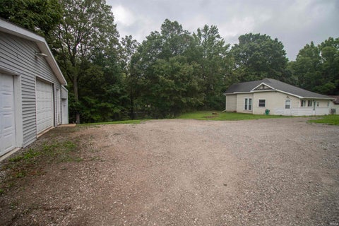 Tiny photo for 900 S Washington Street, Burlington, IN 46915 (MLS # 202639620)