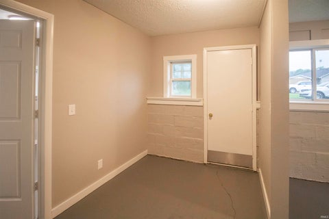 Tiny photo for 900 S Washington Street, Burlington, IN 46915 (MLS # 202639620)