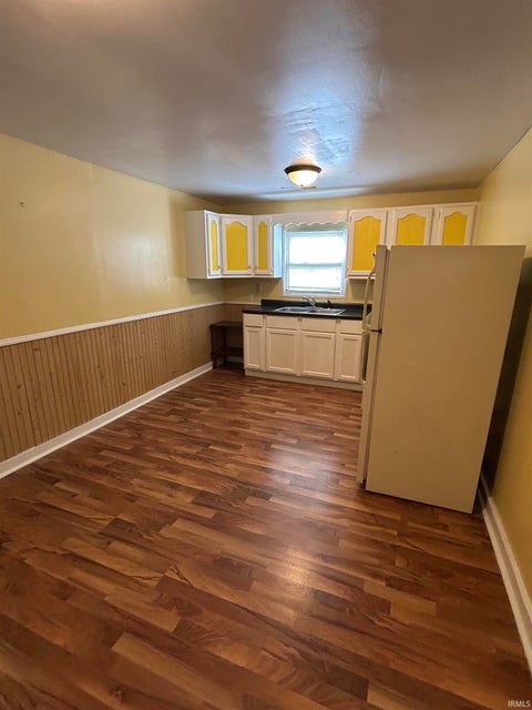 Tiny photo for 1607 Keck Avenue, Evansville, IN 47711 (MLS # 202625484)