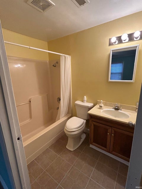 Tiny photo for 1607 Keck Avenue, Evansville, IN 47711 (MLS # 202625484)