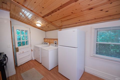 Tiny photo for 5733 E 200 N Road, Lafayette, IN 47905 (MLS # 202628041)