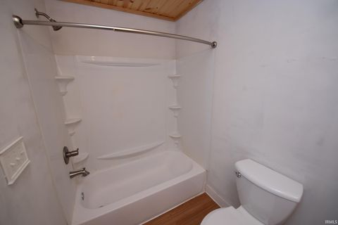 Tiny photo for 5733 E 200 N Road, Lafayette, IN 47905 (MLS # 202628041)
