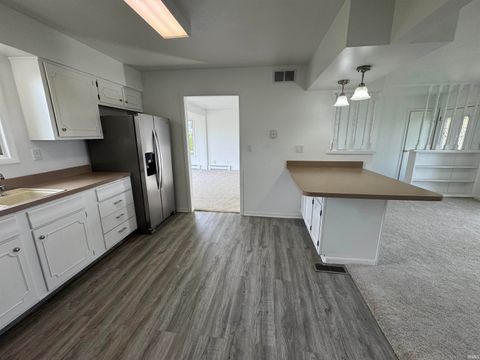 Tiny photo for 6863 W 700 N, Kokomo, IN 46902 (MLS # 202619805)