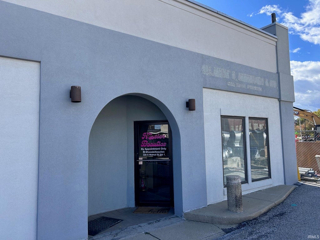 Photo of 328 S Walnut Street #Ste 1, Bloomington, IN 47401 (MLS # 202542739)
