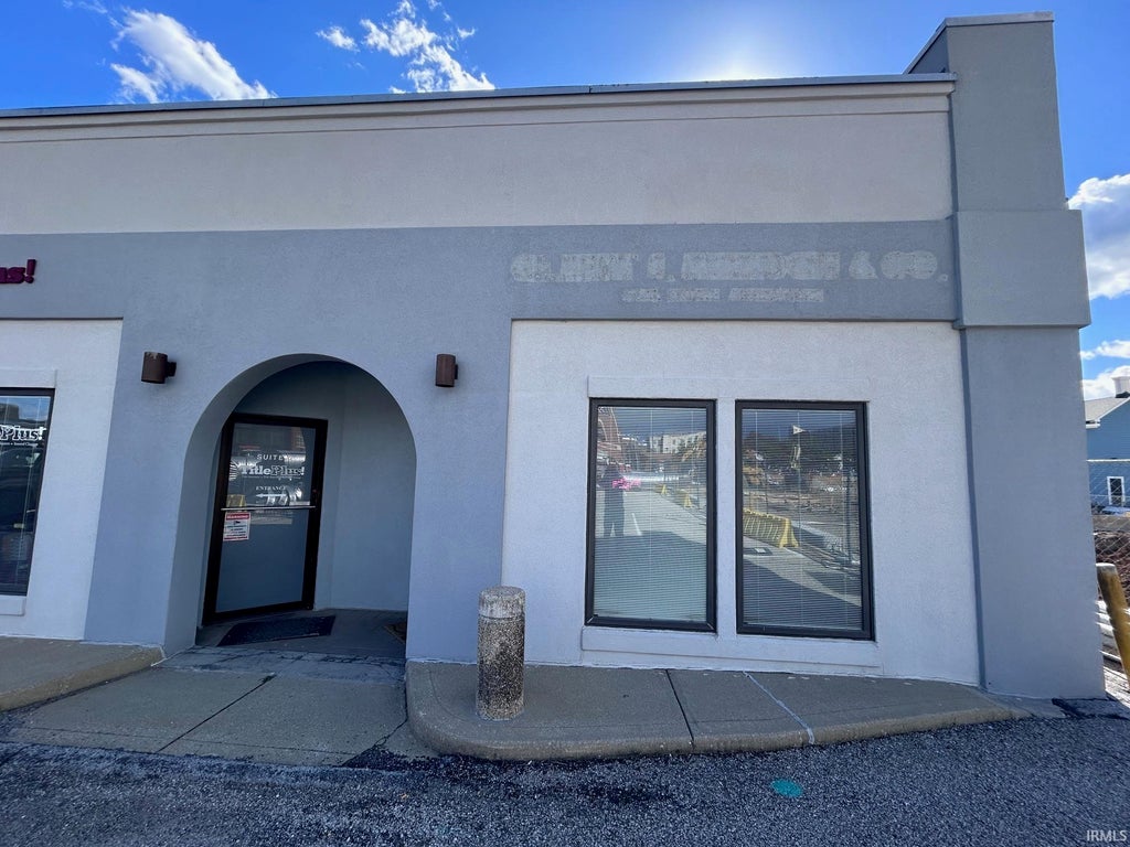 Photo of 328 S Walnut Street #Ste 1, Bloomington, IN 47401 (MLS # 202542739)