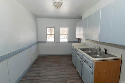 Tiny photo for 1634 N Olive Street, South Bend, IN 46628 (MLS # 202634295)