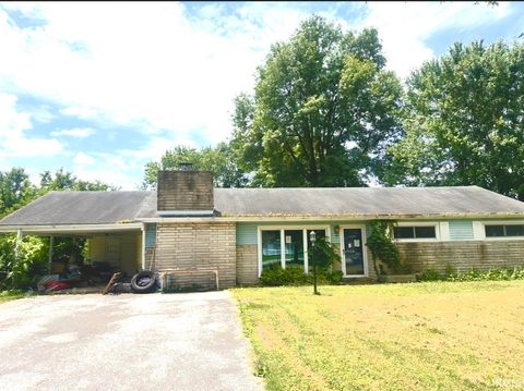 Photo of 2901 Tell Street, Tell City, IN 47586 (MLS # 202547464)