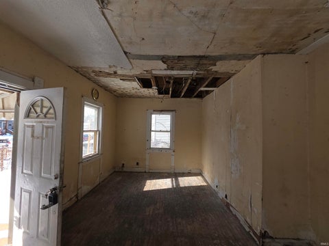 Tiny photo for 121 E Dayton Street, South Bend, IN 46613 (MLS # 202637977)