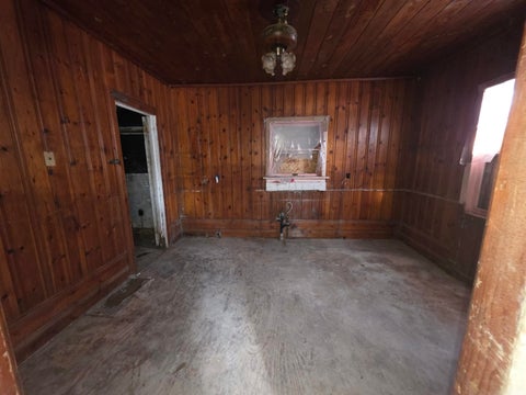 Tiny photo for 121 E Dayton Street, South Bend, IN 46613 (MLS # 202637977)