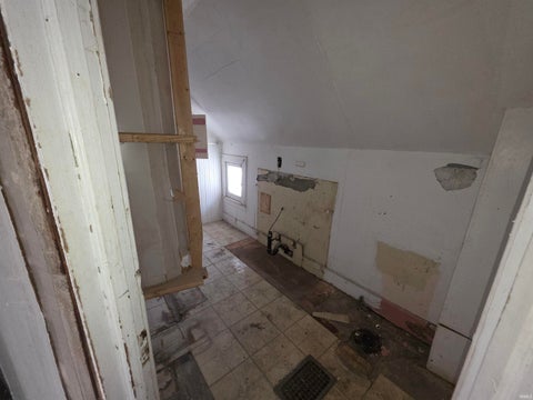 Tiny photo for 121 E Dayton Street, South Bend, IN 46613 (MLS # 202637977)