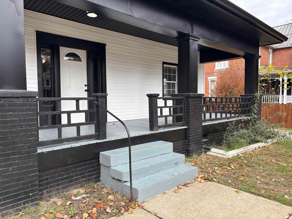 Photo of 620 Main Street, Grandview, IN 47615 (MLS # 202545570)