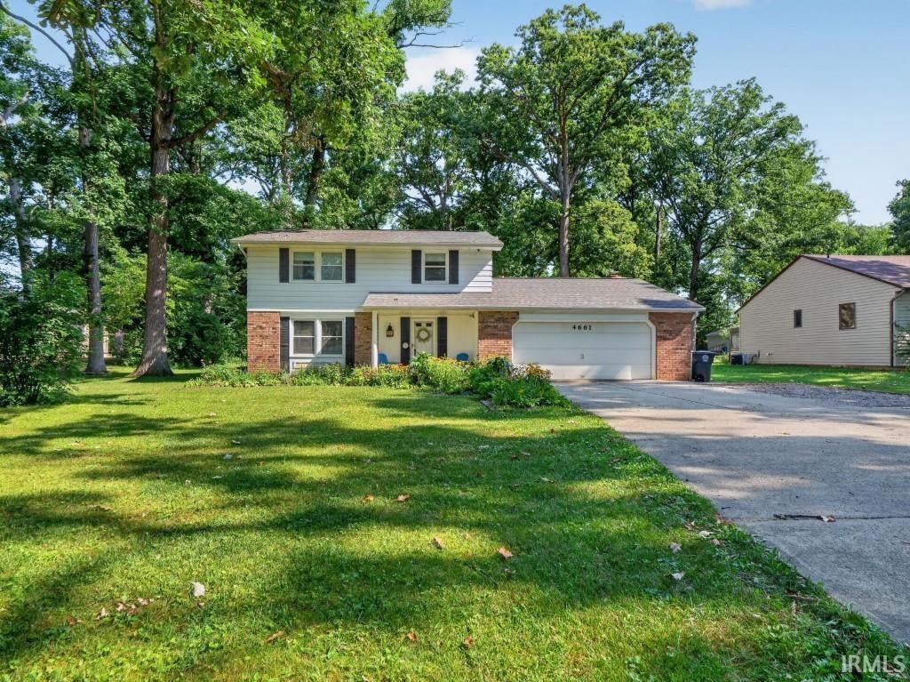 Photo of 4661 Trier Road, Fort Wayne, IN 46815 (MLS # 202630934)