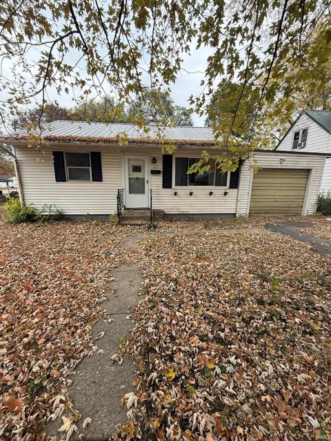 Photo of 317 Coles Street, Logansport, IN 46947 (MLS # 202544392)