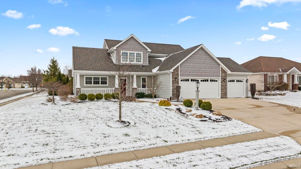 Photo of 932 Clairborne Drive, Fort Wayne, IN 46818 (MLS # 202608947)