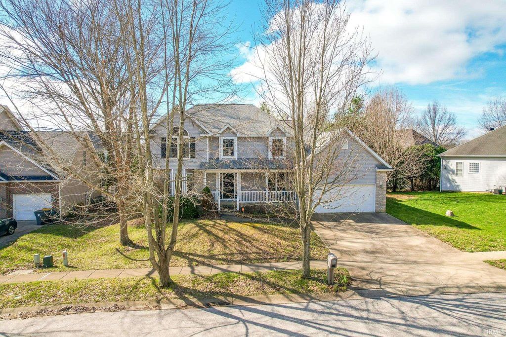 Photo of 2514 E Sandberg Court, Bloomington, IN 47401 (MLS # 202610108)