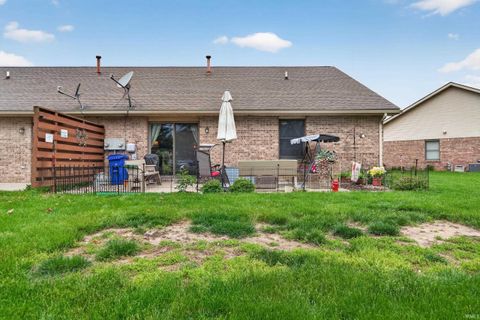 Tiny photo for 401 DORAL Park, Kokomo, IN 46901 (MLS # 202615282)