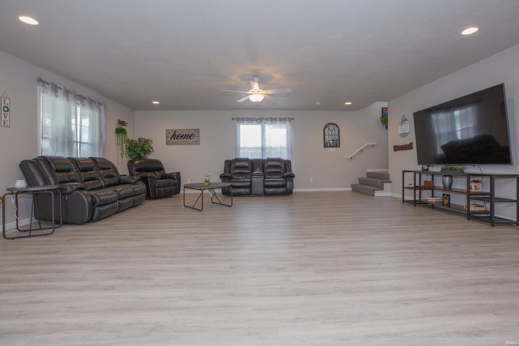 Photo of 302 E Tennessee Street, Evansville, IN 47711 (MLS # 202602902)