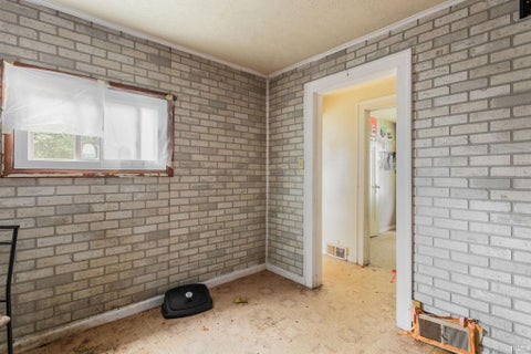 Tiny photo for 1509 McPherson Street, South Bend, IN 46613 (MLS # 202638864)