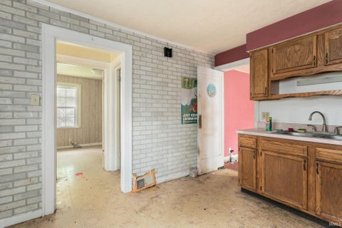 Tiny photo for 1509 McPherson Street, South Bend, IN 46613 (MLS # 202638864)