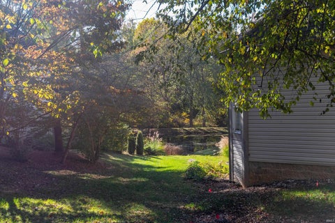 Tiny photo for 2807 S St Remy Circle, Bloomington, IN 47401 (MLS # 202643582)
