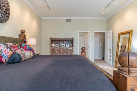 Tiny photo for 2807 S St Remy Circle, Bloomington, IN 47401 (MLS # 202643582)