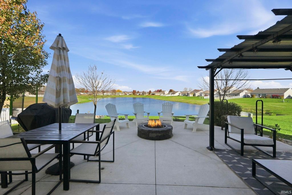 Photo of 910 Honey Willow Boulevard, Huntertown, IN 46748 (MLS # 202612399)