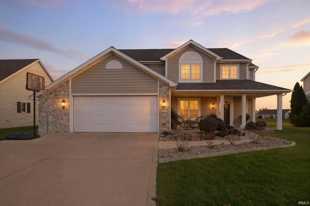 Photo of 910 Honey Willow Boulevard, Huntertown, IN 46748 (MLS # 202612399)