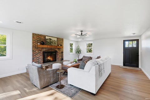 Tiny photo for 2720 E 500 Road, Columbia City, IN 46725 (MLS # 202641443)