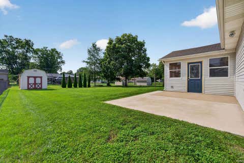 Tiny photo for 205 Georgian Lane, Logansport, IN 46947 (MLS # 202632379)