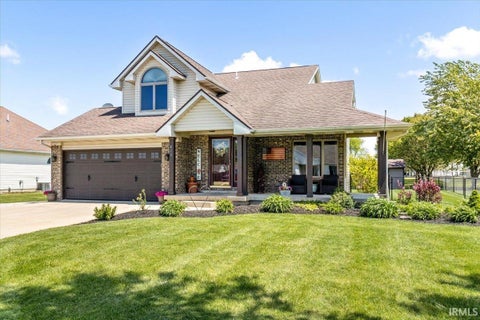 Photo of 411 Maryland Street, Parker City, IN 47368 (MLS # 202622530)
