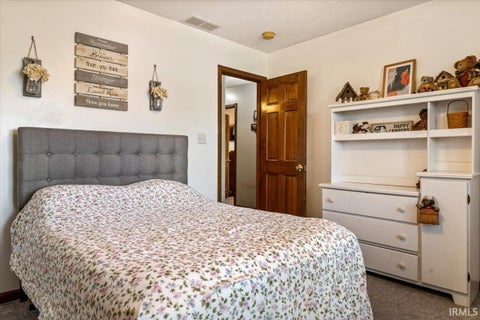 Tiny photo for 411 Maryland Street, Parker City, IN 47368 (MLS # 202622530)