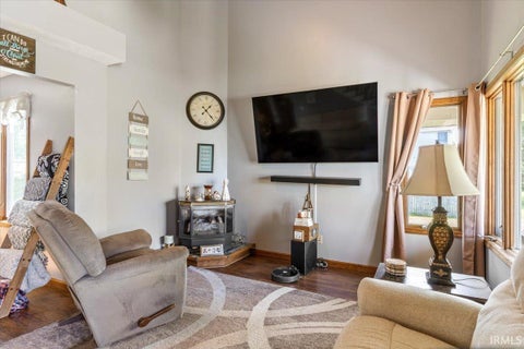 Tiny photo for 411 Maryland Street, Parker City, IN 47368 (MLS # 202622530)