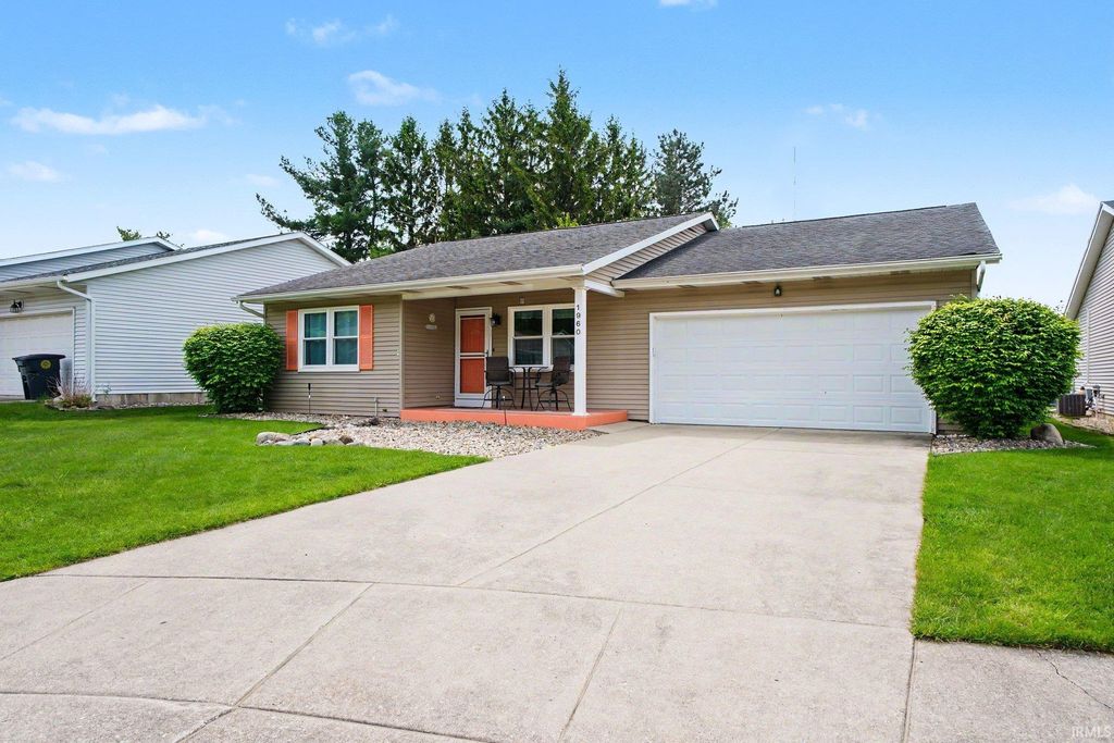 Photo of 1960 Greenock Drive, South Bend, IN 46614 (MLS # 202617317)