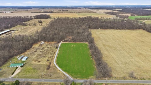 Tiny photo for 0000 E 400 n, Howe, IN 46746 (MLS # 202609403)