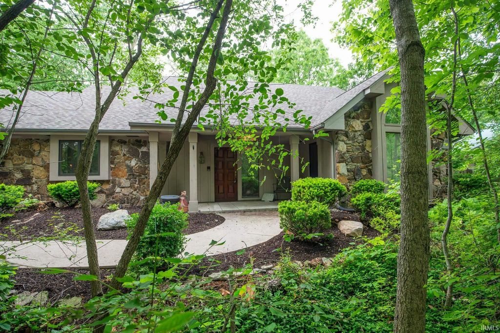 Photo of 609 Bittersweet Lane, Ossian, IN 46777 (MLS # 202619053)