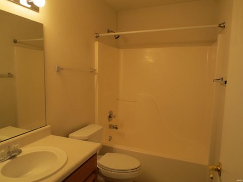 Tiny photo for 193 N Furlong Drive, Lafayette, IN 47905 (MLS # 202535412)