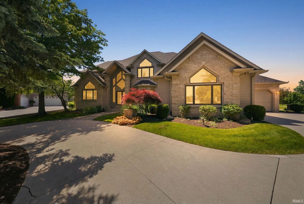 Photo of 6921 Mangrove Lane, Fort Wayne, IN 46835 (MLS # 202620584)