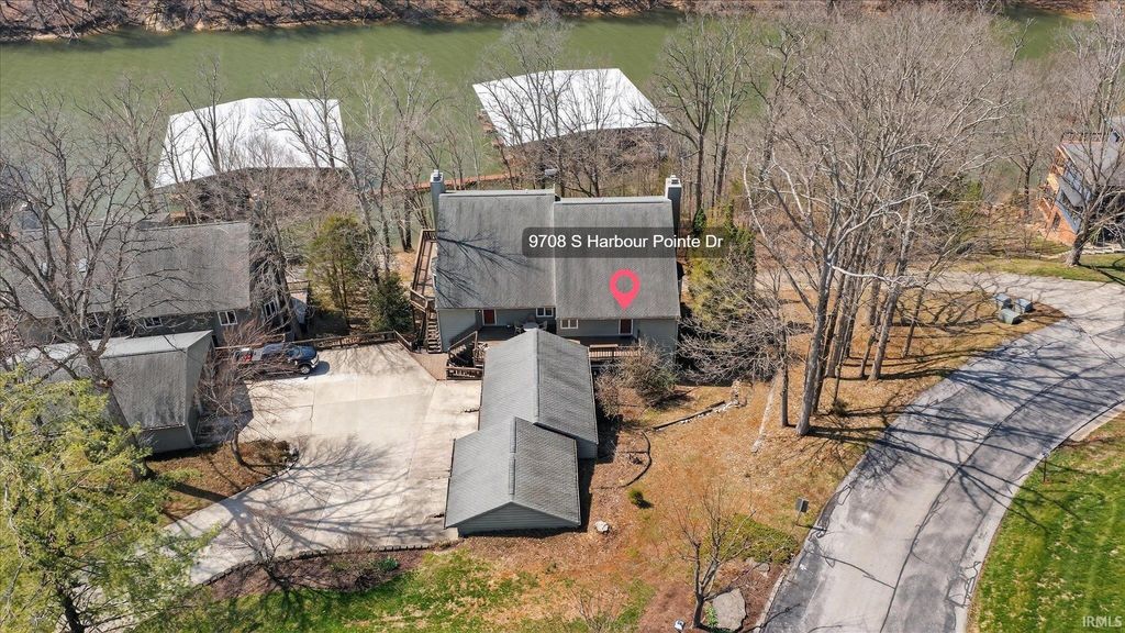 Photo of 9708 S Harbour Pointe Drive, Bloomington, IN 47401 (MLS # 202611162)