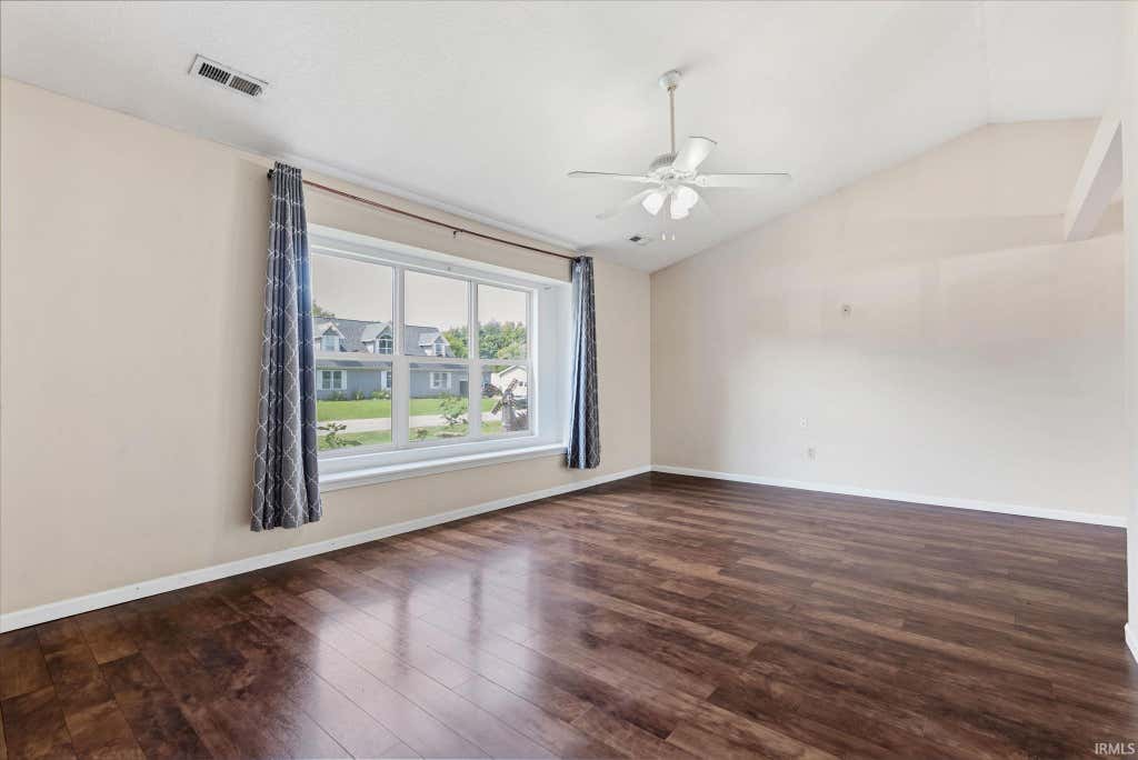 Photo of 1844 N Vicky Lane, Warsaw, IN 46582 (MLS # 202635258)