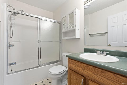 Tiny photo for 1844 N Vicky Lane, Warsaw, IN 46582 (MLS # 202635258)