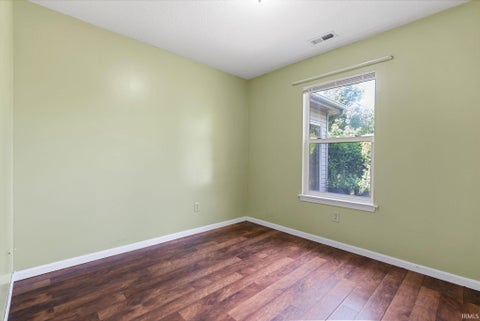 Tiny photo for 1844 N Vicky Lane, Warsaw, IN 46582 (MLS # 202635258)