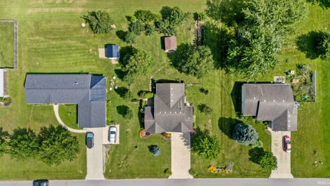 Tiny photo for 1844 N Vicky Lane, Warsaw, IN 46582 (MLS # 202635258)