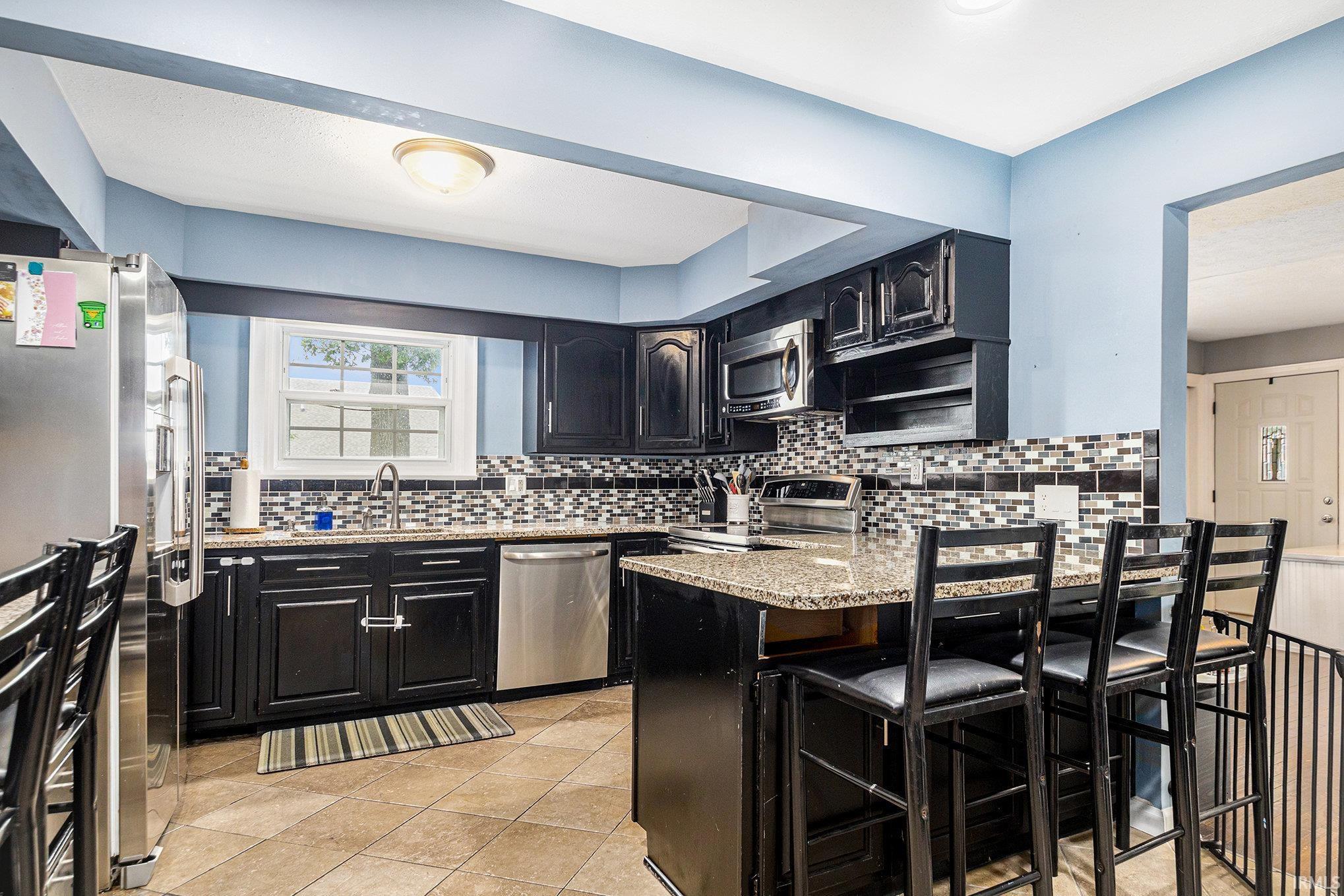 Elkhart, Indiana 46514, United States, 3 Bedrooms Bedrooms, ,2 BathroomsBathrooms,Residential,Active,173056