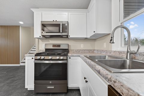 Tiny photo for 13573 S 400 W, Kokomo, IN 46901 (MLS # 202611041)