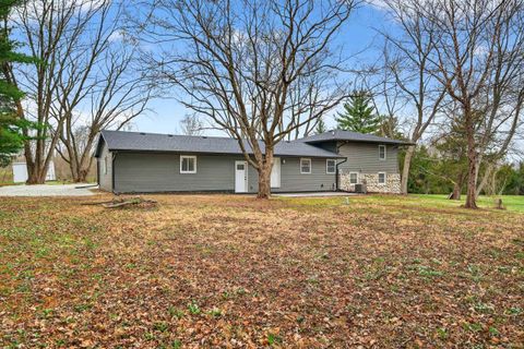 Tiny photo for 13573 S 400 W, Kokomo, IN 46901 (MLS # 202611041)