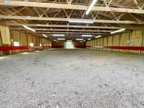 Tiny photo for 591 E 400 S, Kokomo, IN 46902 (MLS # 202422101)