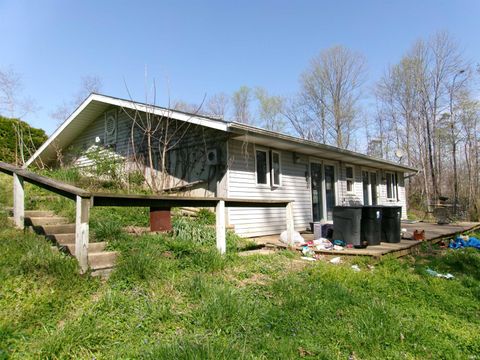 Tiny photo for 5691 S US Hwy 231 Highway, Bloomfield, IN 47424 (MLS # 202612666)
