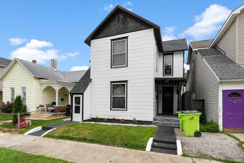 Photo of 202 Wheatland Avenue, Logansport, IN 46947 (MLS # 202625182)