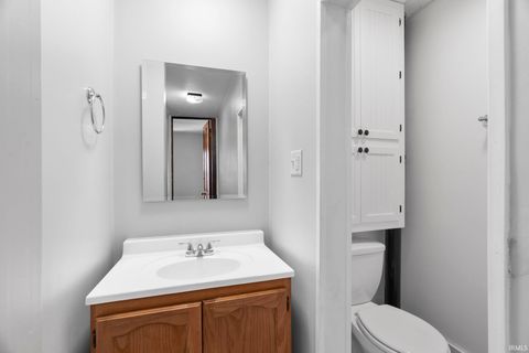Tiny photo for 202 Wheatland Avenue, Logansport, IN 46947 (MLS # 202625182)