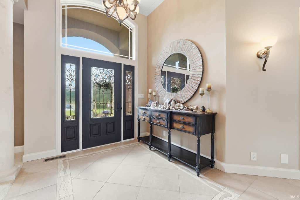 Photo of 29675 Lakefield Court, Elkhart, IN 46514 (MLS # 202635076)